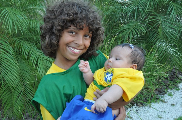 Os filhos da cantora Aline Barros (Foto: Rafael Kistenmacker / Divulgação)