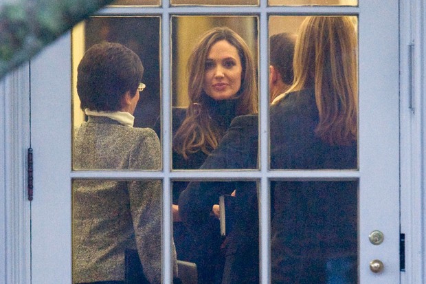 Angelina Jolie na Casa Branca (Foto: Reuters)