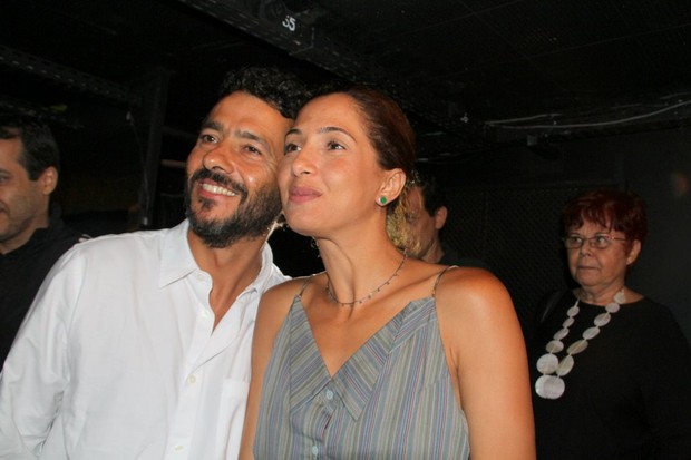 Marcos Palmeira e Camila Pitanga em estreia de peça no Rio (Foto: Daniel Delmiro/ Ag. News)