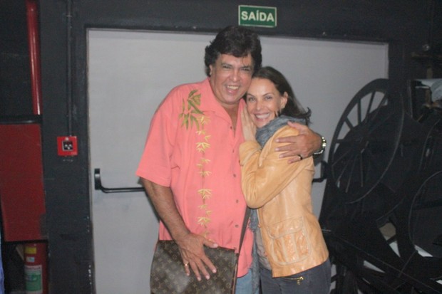 Carolina Ferraz com Sidney Magal (Foto: Fausto Candelária/Agnews)