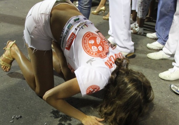 Sophie Charlotte grava 'As Brasileiras' na Marquês de Sapucaí no Rio (Foto: Anderson Borde/ Ag. News)