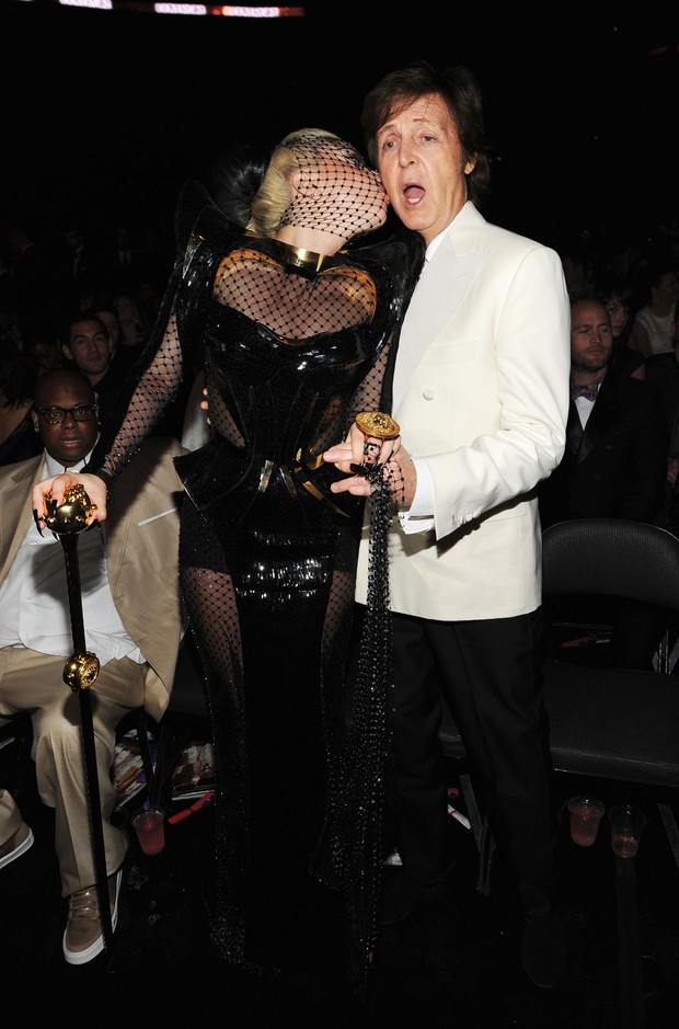 Lady Gaga e Paul McCartney no Grammy em Los Angeles, nos EUA (Foto: Getty Images/ Agência)