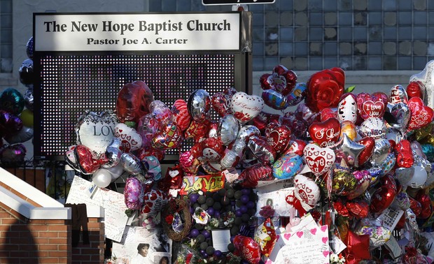 Balões no funeral de Whitney Houston (Foto: Agência/ Getty Images)