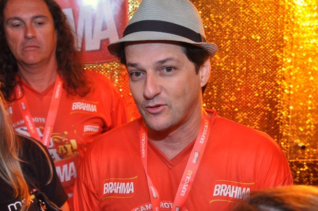 Marcelo Serrado no camarote da Brahma no Rio (Foto: Roberto Teixeira/EGO)