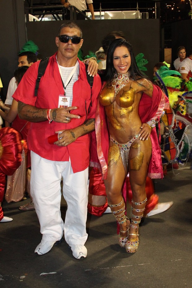Alexandre Frota e sua mulher Fabiana Rodrigues (Foto: Marcos Ferreira/ Photo Rio News)