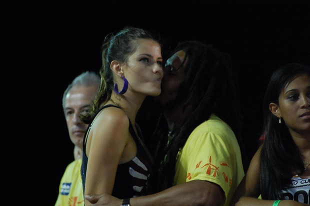 Isabeli Fontana e Rohan Marley em Salvador (Foto: Beto Jr./ Ag. Haack)