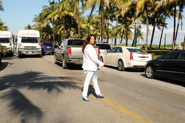 Gisele Fraga relaxa em Miami (Foto: Wagner Carvalho/Divulgação)