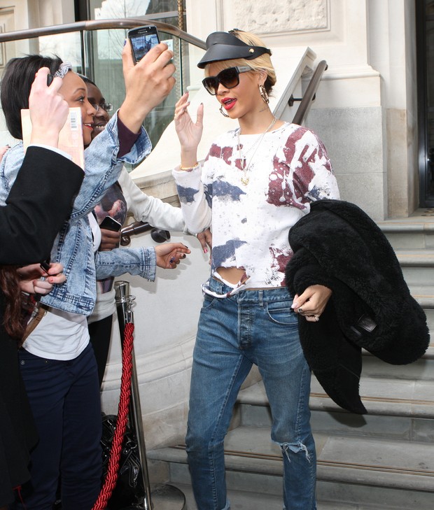 Rihanna em Londres, na Inglaterra (Foto: Getty Images/ Agência)