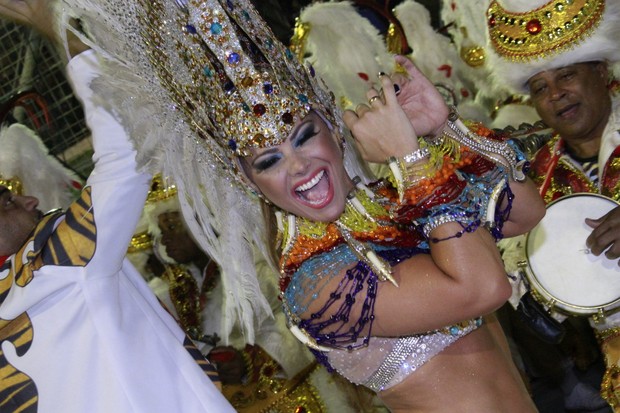 Vivi Araujo no carnaval de San Luis, Argentina (Foto: Isac Luz/EGO)