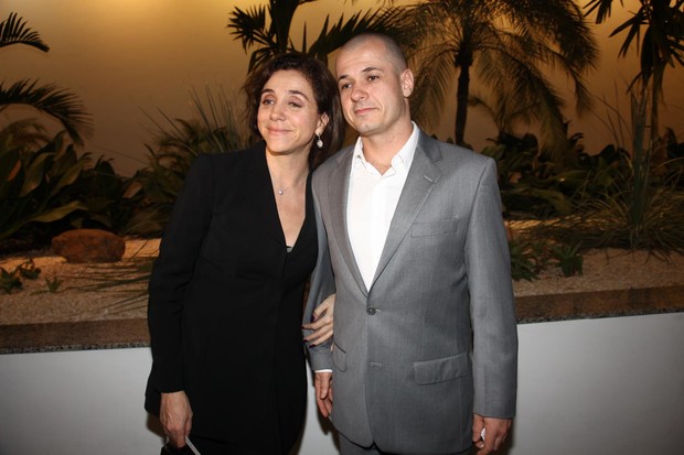 Marisa Orth e o namorado Da Lua em prêmio em São Paulo (Foto: Manuela Scarpa/ Photo Rio News)