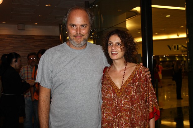 Denise Fraga com o marido Luiz Villaça em show em São Paulo (Foto: Manuela Scarpa/ Photo Rio News)
