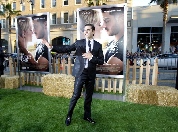Zac Efron na première do filme ‘The Lucky One’ em Los Angeles, nos Estados Unidos (Foto: Reuters/ Agência)