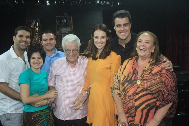Joaquim Lopes comemora aniversário com a namorada Paola Oliveira e amigos (Foto: Rodrigo dos Anjos / Ag. News)