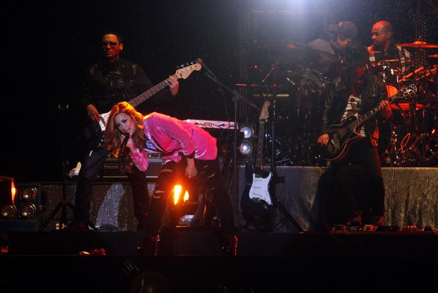 Demi Lovato faz show em Montevidéu, no Uruguai (Foto: Reuters/ Agência)