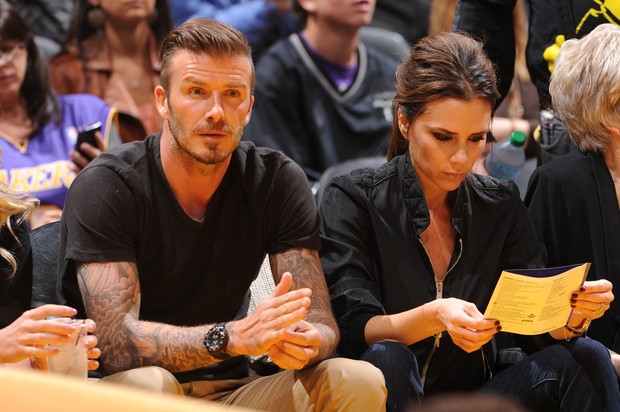 David e Victoria Beckham vão a jogo de basquete juntos (Foto: Getty Images)