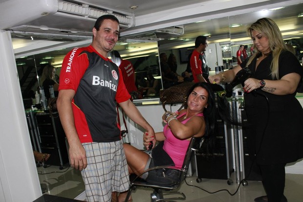 O ex-BB BRafa e Solange Gomes em salão da Barra da Tijuca (Foto: Jeferson Ribeiro / AgNews)