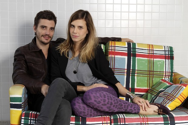 Luca Bianchi e Lívia Bueno (Foto: Isac luz / EGO)