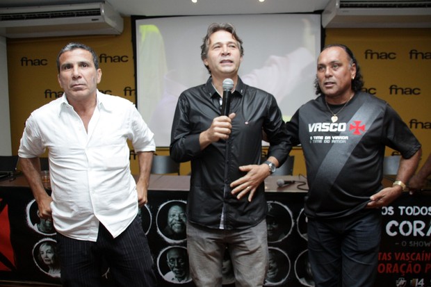 Eri Johnson, Nelson Freitas e Paulinho Mocidade em lançamento de DVD do Vasco em shopping no Rio (Foto: Graça Paes/ Divulgação)