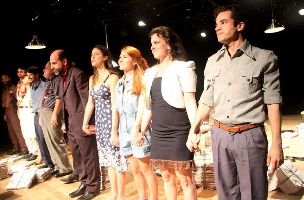 Mariah Rocha está no elenco da peça ‘O beijo no asfalto’. (Foto: Onofre Veras/ Ag. News)
