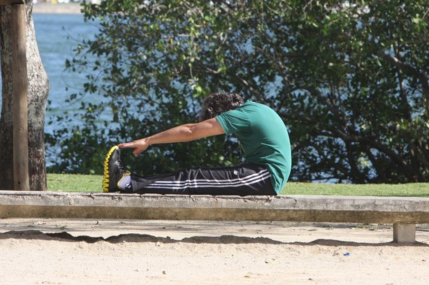 Alexandre Borges se exercita na Lagoa (Foto: Gil Rodrigues / Foto Rio News)