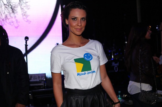 Camila Rodrigues em evento beneficente em São Paulo (Foto: Iwi Onodera/ EGO)