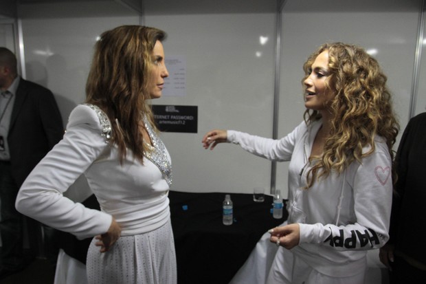 Ivete Sangalo e Jennifer Lopez (Foto: Davi Magalhaes/AgFPontes/Divulgacao)