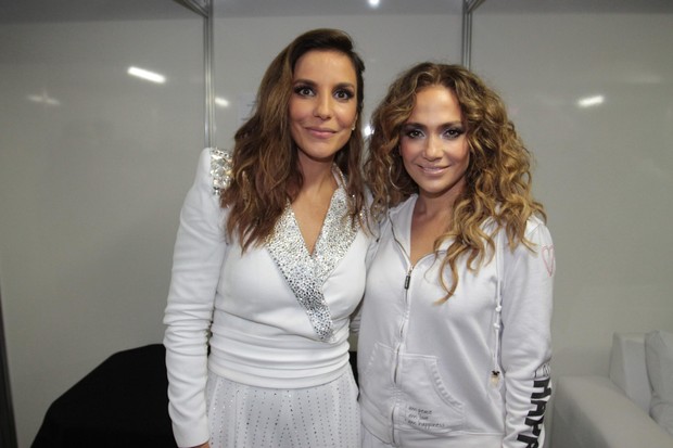 Ivete Sangalo e Jennifer Lopez (Foto: Fred Pontes/Divulgacao)
