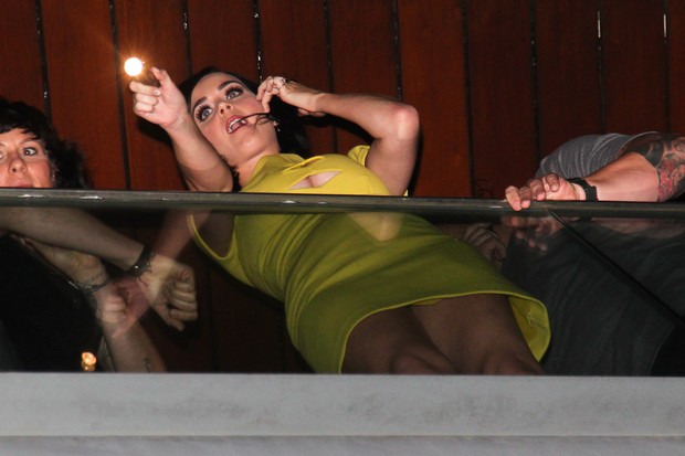 Katy Perry na sacada (Foto: Manuela Scarpa/Photo Rio News)