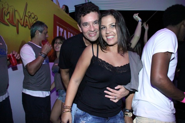 Ex-BBB Thaís com o marido, Francisco Samo (Foto: Graça Paes/Foto Rio News)