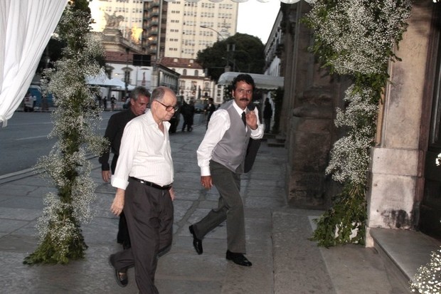 Marcos Palmeira no casamento de Marcelo Serrado (Foto: Isac Luz/ EGO)
