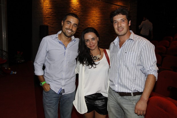 Ricardo Pereira com Suzana Pires e o namorado, Diogo Sacco (Foto: Felipe Assumpção/ Ag. News)