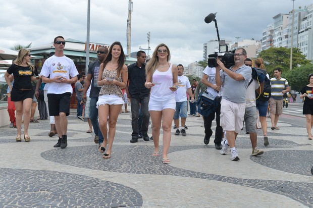 Mirella Santos e Lizzi Benites no Rio (Foto: André Muzell/AgNews)