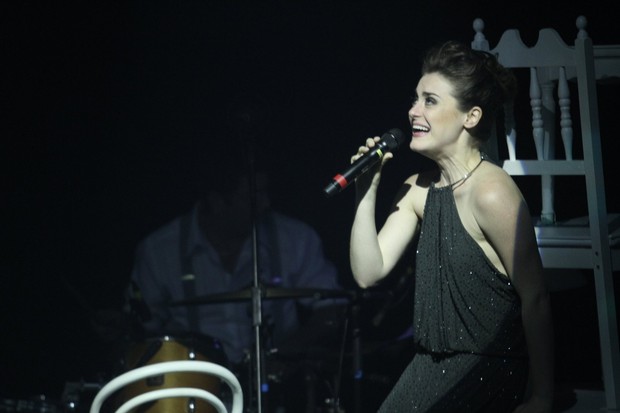 Alessandra Maestrini no espetáculo "Drama N' Jazz" (Foto: Raphael Mesquita / Foto Rio News)
