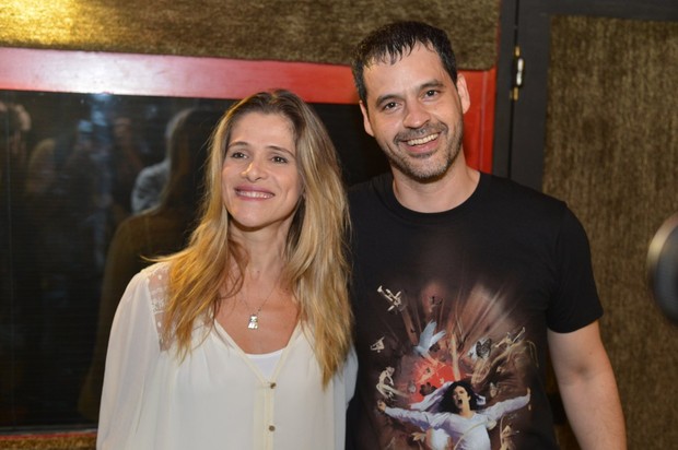 Ingrid Guimara~es e Bruno Garcia após estreia de peça no Rio (Foto: André Muzell/ Ag. News)