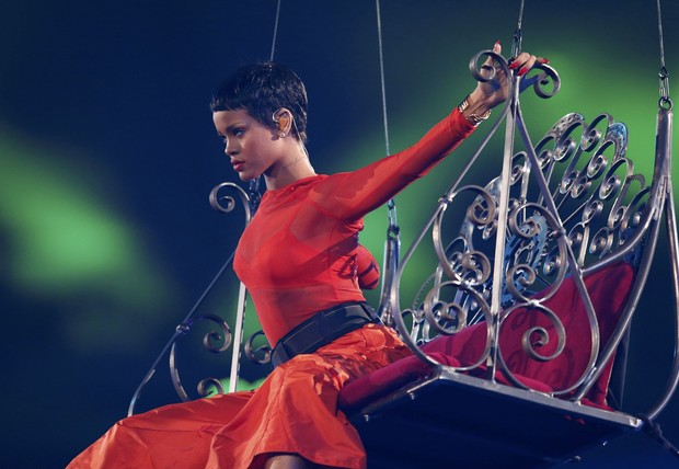 Rihanna se apresenta no encerramento das Paralímpiadas (Foto: Reuters / Agência)
