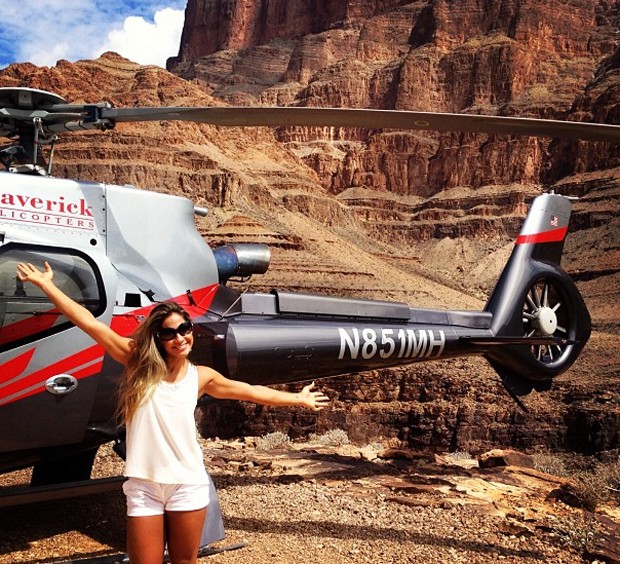 Mayra Cardi voa de helicóptero (Foto: Instagram / Reprodução)