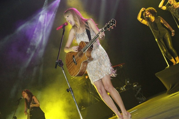 Taylor Swift se apresenta no Rio (Foto: Isac luz / EGO)