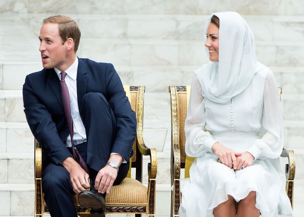Príncipe William e Kate Middleton visitam mesquita na Malásia (Foto: Getty Images)