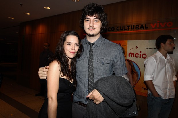 Natália Lage e o namorado Yuri em estreia de peça em São Paulo (Foto: Manuela Scarpa/ Foto Rio News)