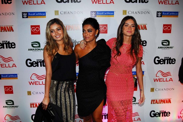 Sophie Charlotte, Juliana Paes e Thaila Ayala na festa da revista Istoé Gente (Foto: Celson Akin / Foto Rio News)