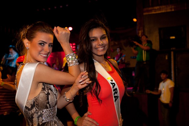 Candidatas ao Miss Brasil dançam forró (Foto: Carol Gherardi / Divulgação)