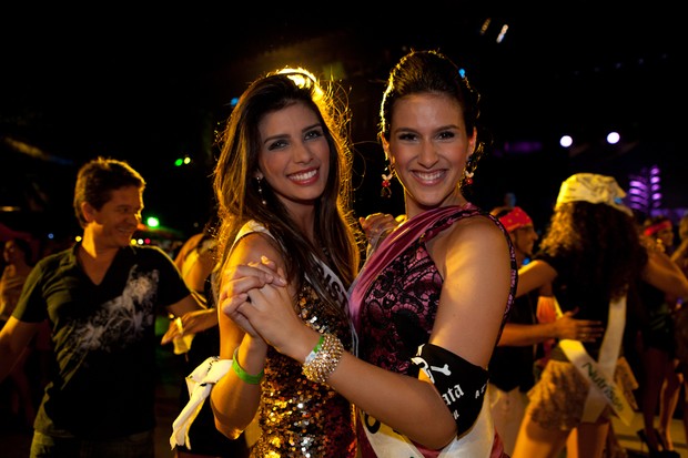 Candidatas ao Miss Brasil dançam forró (Foto: Carol Gherardi / Divulgação)
