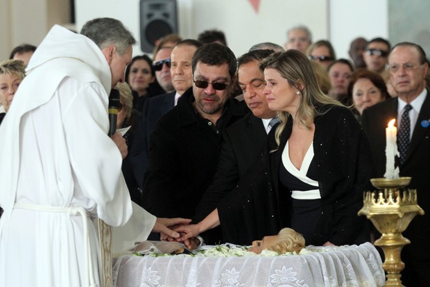 Padre Marcelo Rossi, Marcelo Camargo, Cláudio Pessutti e sua mulher Helena (Foto: Rogério Lacanna/ EGO)