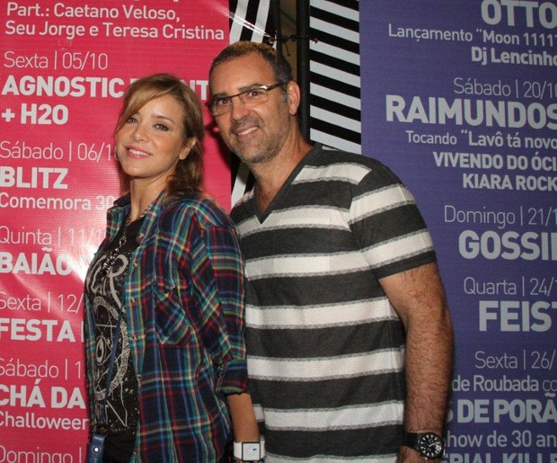 Christine Fernandes e Floriano Peixoto em show no Rio (Foto: Onofre Veras/ Ag. News)