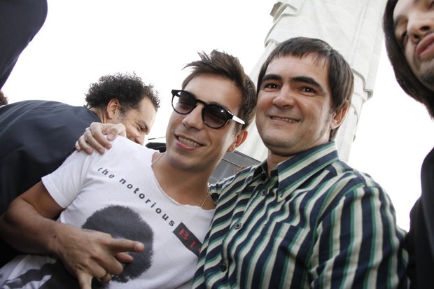 Di Ferrero e Samuel Rosa na coletiva do Rock in Rio 2013 (Foto: Isac Luz / EGO)