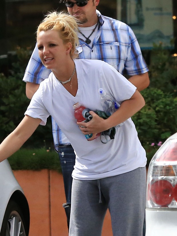 Britney Spears deixa academia em Los Angeles, nos Estados Unidos (Foto: Grosby Group/ Agência)