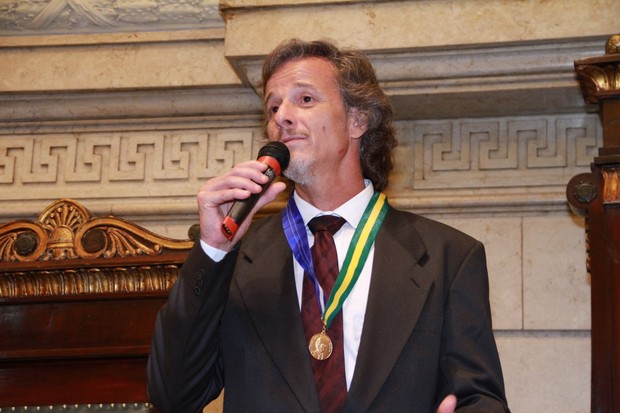 Marcello Novaes ganha medalha Albert Sabin na câmara dos vereadores do Rio no Centro (Foto: Thyago Andrade/Foto Rio News)