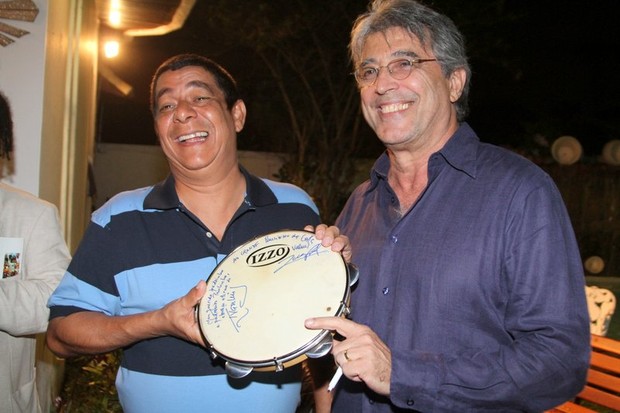 Zeca Pagodinho e Ivan lins na casa de Alcione no Rio (Foto: Anderson Borde/ Ag. News)