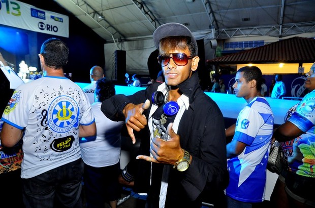 Sósia do Neymar na escolha da rainha do carnaval, no Rio (Foto: Roberto Teixeira/EGO)