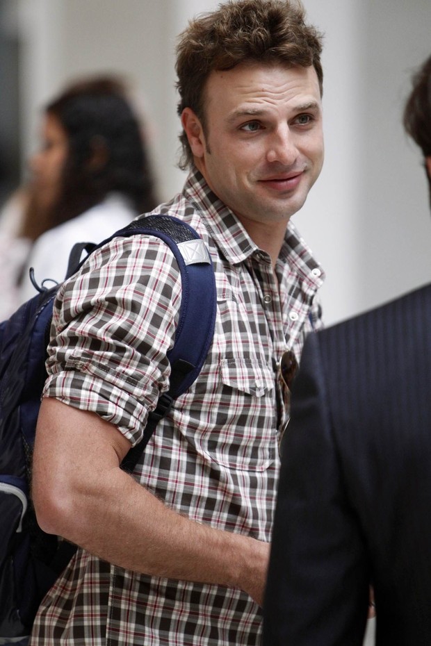 Cassio Reis no aeroporto (Foto: Leotty Junior/ Ag. News)